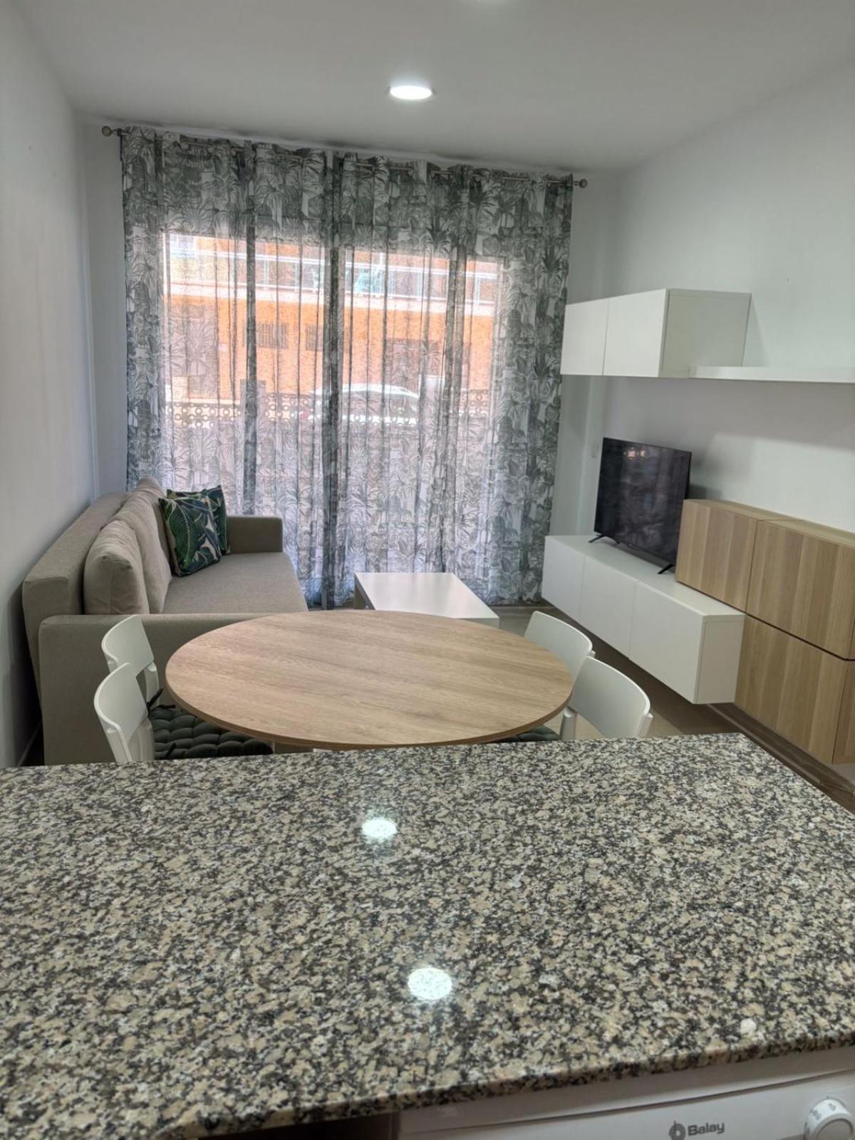Family Relax Salou Apartment ภายนอก รูปภาพ
